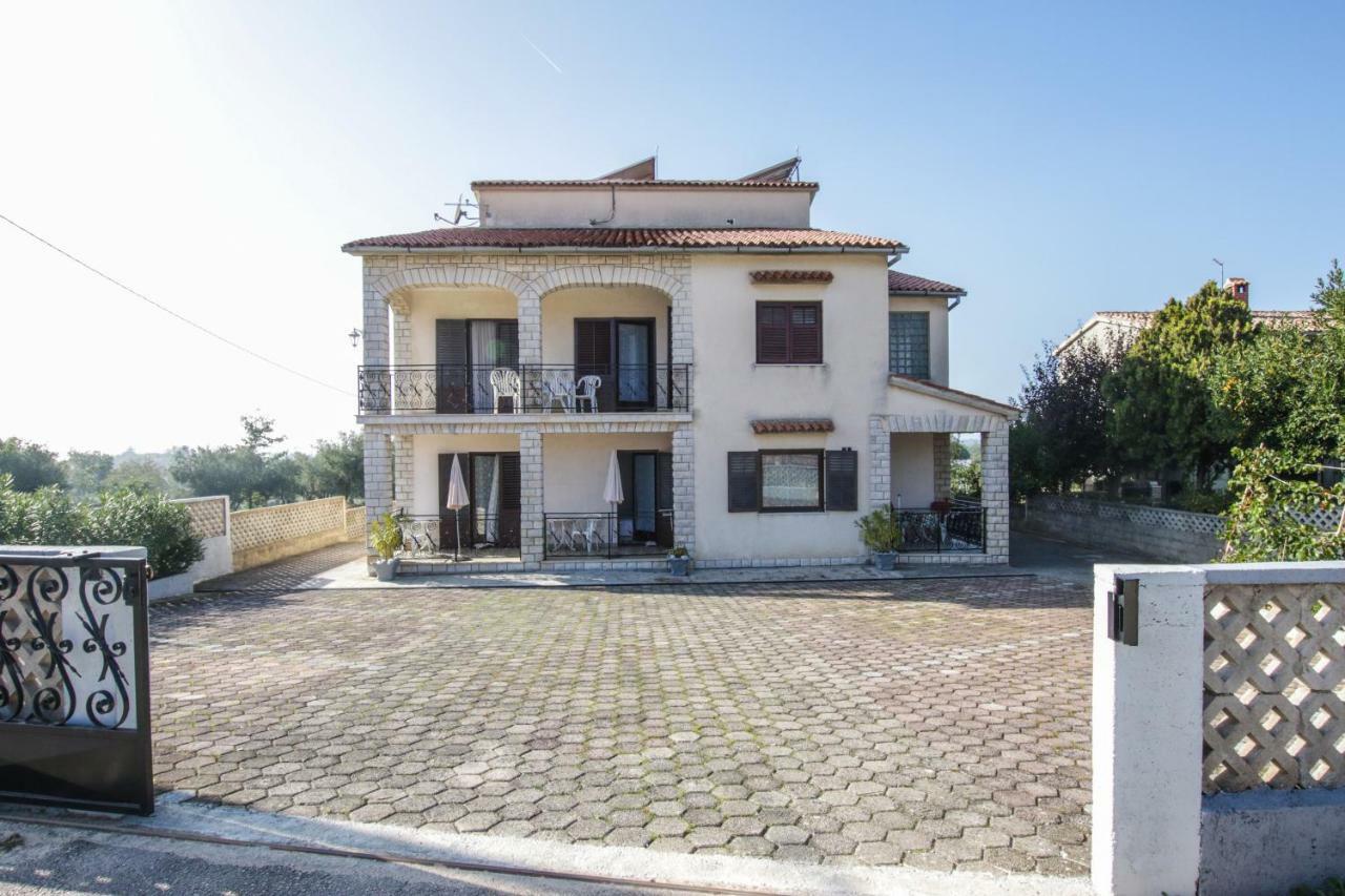 Apartmani Janja Poreč Dış mekan fotoğraf